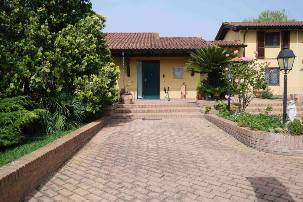 Villa Luxury Pool & Garden Піза Екстер'єр фото